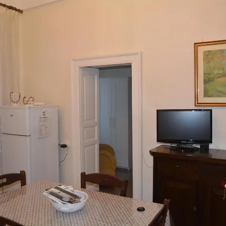 בית נופש Casa Il Campanile אוסטוני